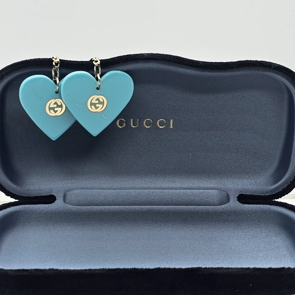 Gucci GG1030SK-003-60 Gold Sunglasses With earring accessories - Picture 9 of 16